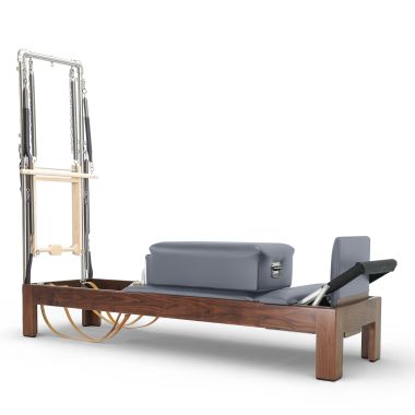 Reformer classique 86” en bois foncé avec tour
