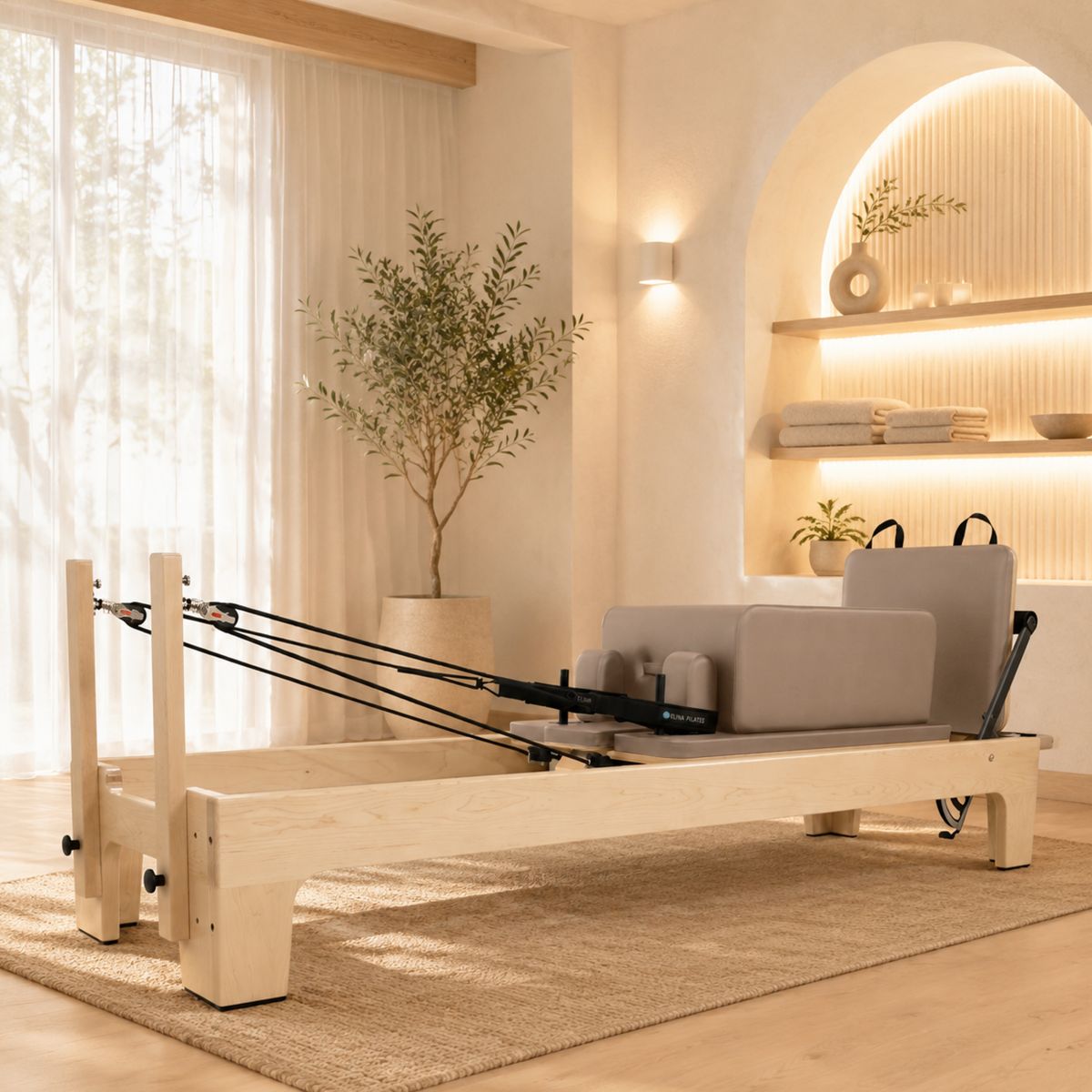 Оббивка та плечові упори Elina Pilates The Club Reformer