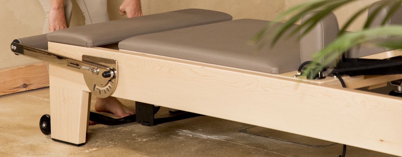 A madeira é um elemento-chave na qualidade de um Reformer Pilates